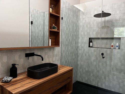 Yamba bombora shaving cabinet surfcoast

